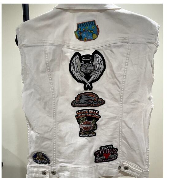 Levi’s White Vest with Harley-Davidson’s Patches (Upcycled) - (EUC) - Picture 2 of 8